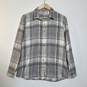 Kuhl Kamila Flannel in Light Grey Style# 8377 Size Medium Soft and comfortable
